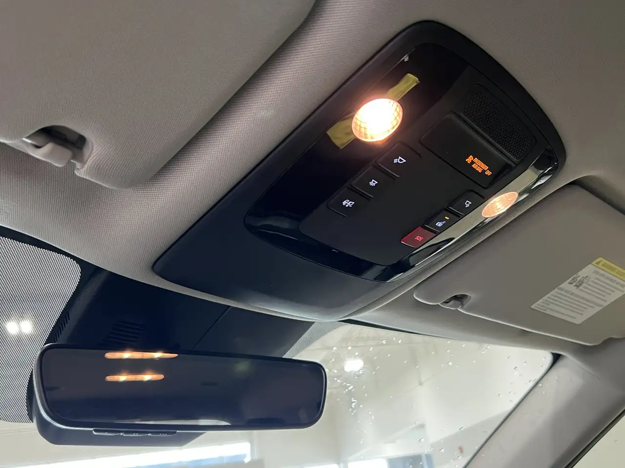 Kia Carnival photo Kia Carnival