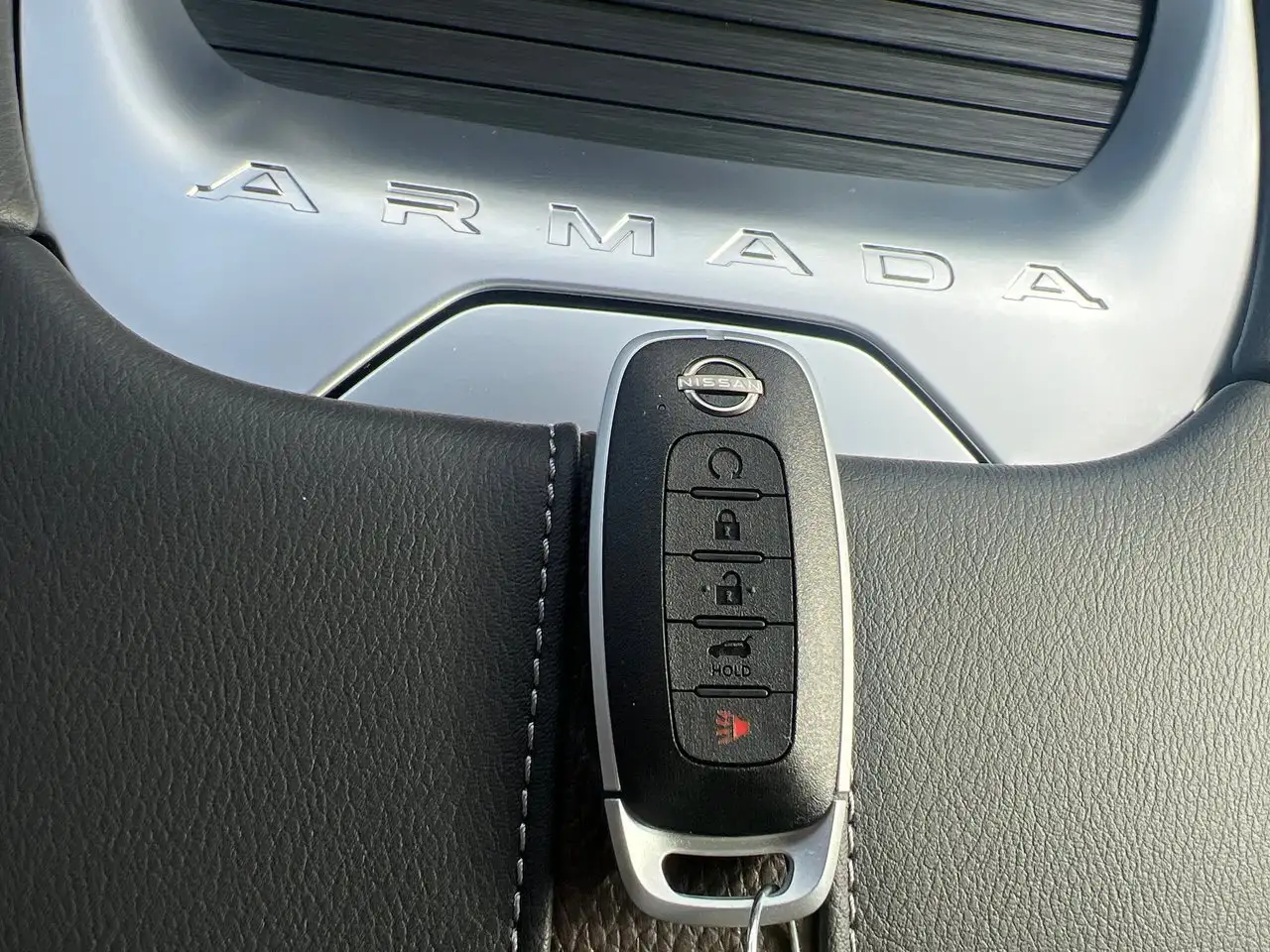 Nissan Armada снимка Nissan Armada