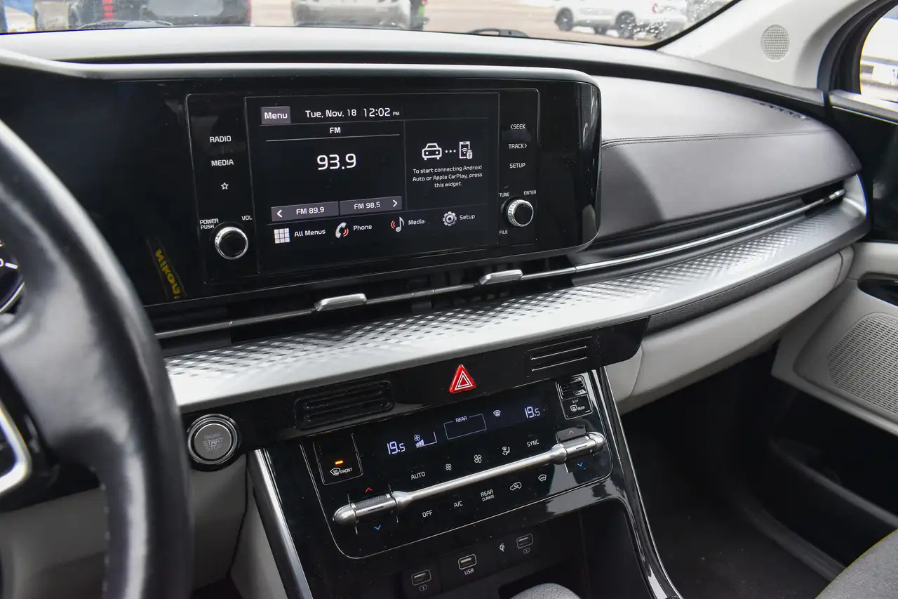 Kia Carnival fotografie Kia Carnival