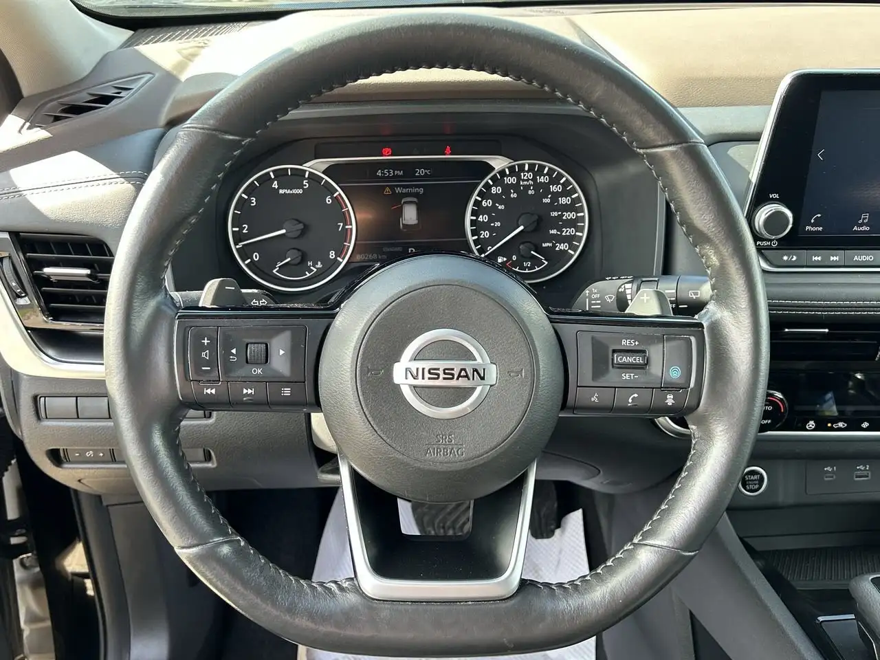 Nissan Rogue снимка Nissan Rogue