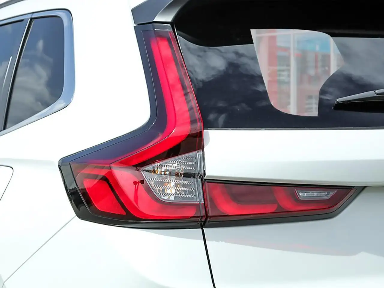 Honda CR-V photo Honda CR-V