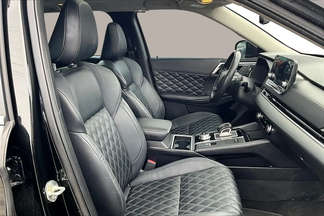 Mitsubishi Outlander fotografie Mitsubishi Outlander