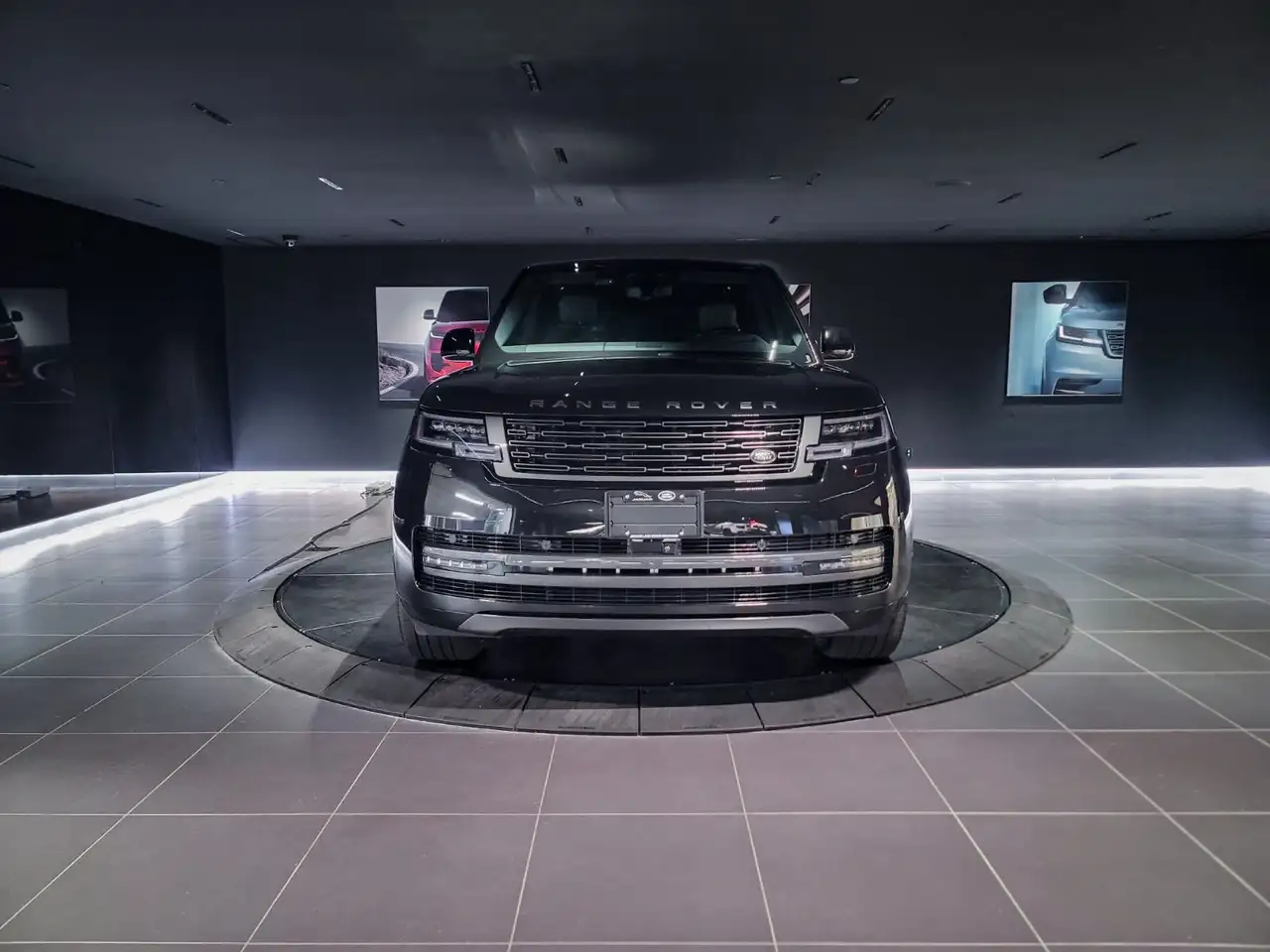 Land Rover Range Rover photo Land Rover Range Rover