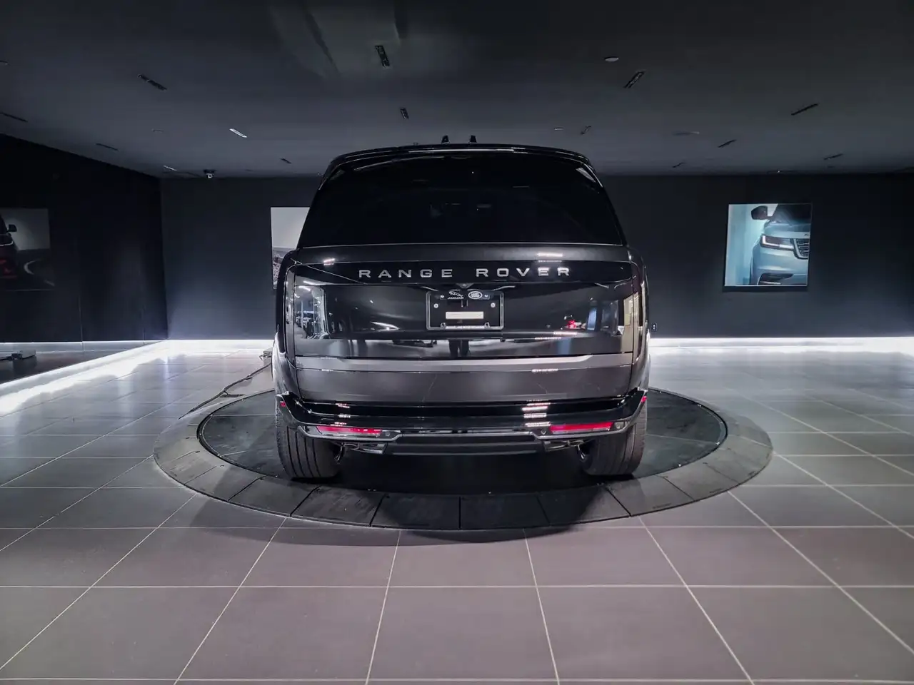Land Rover Range Rover photo Land Rover Range Rover