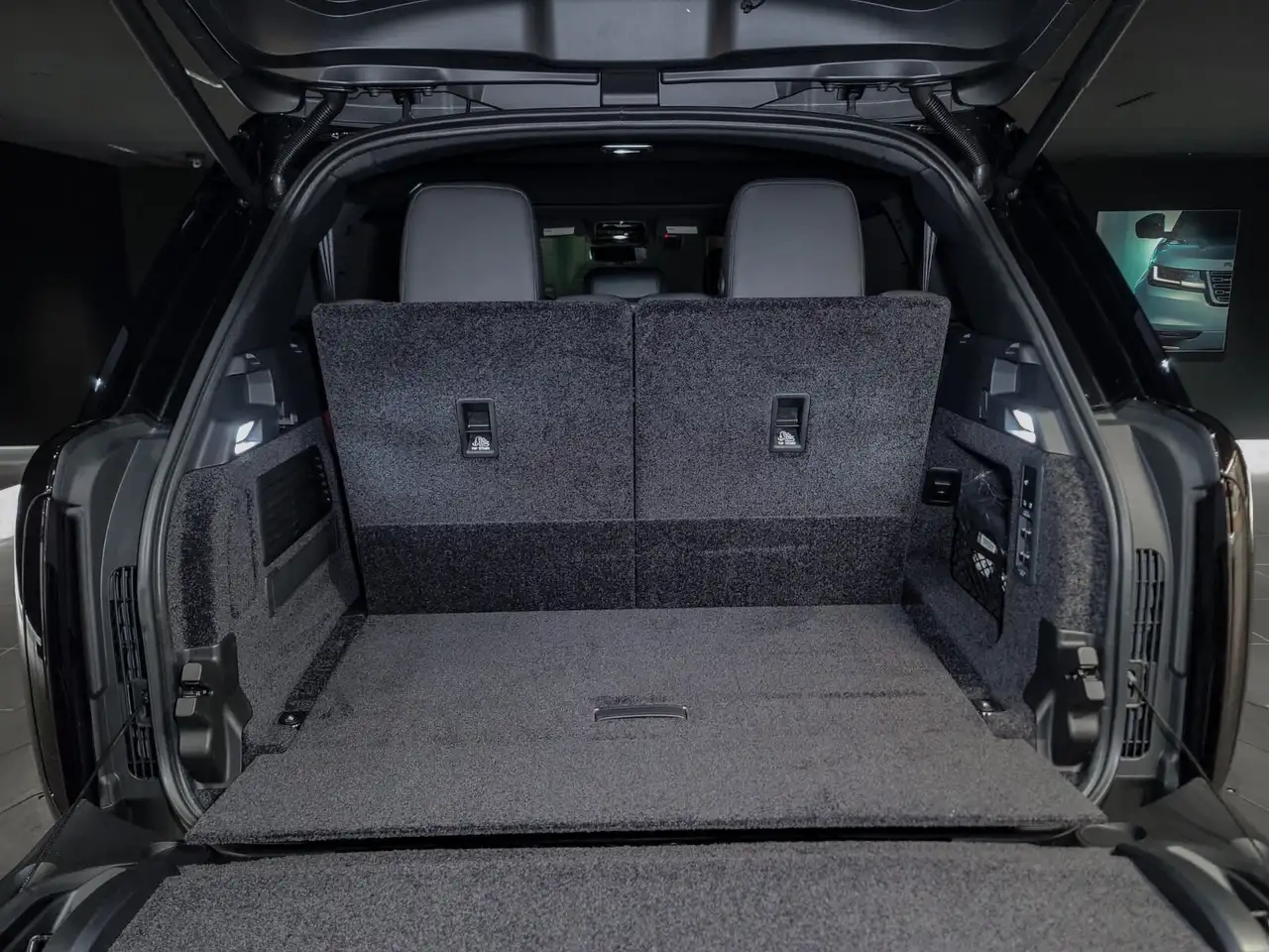 Land Rover Range Rover photo Land Rover Range Rover
