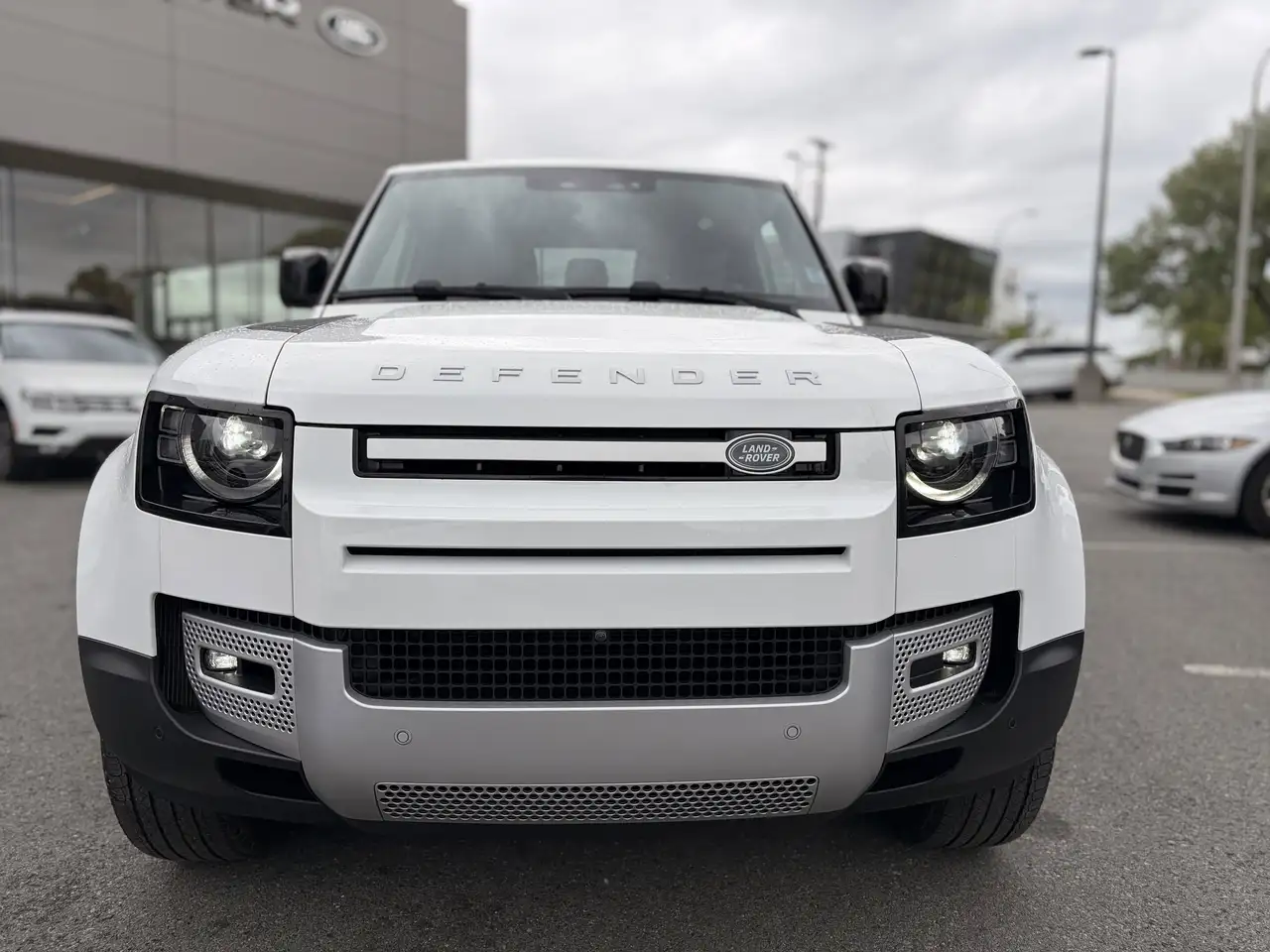 Land Rover Defender снимка Land Rover Defender