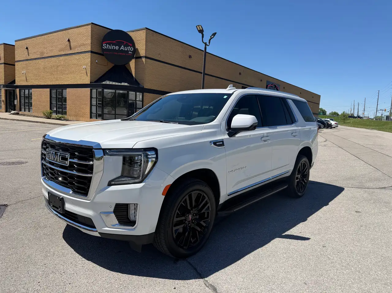 GMC Yukon снимка GMC Yukon