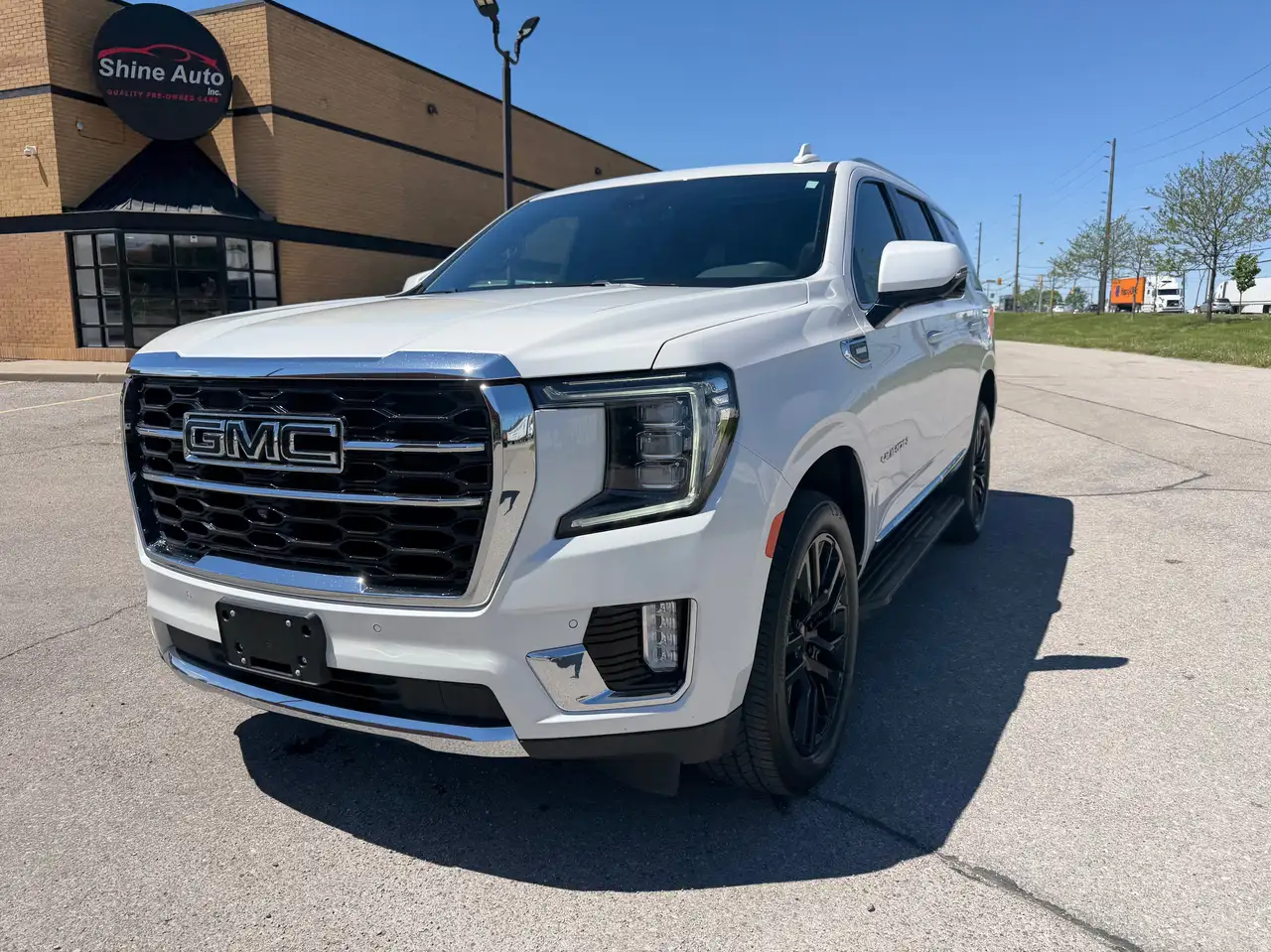 GMC Yukon снимка GMC Yukon
