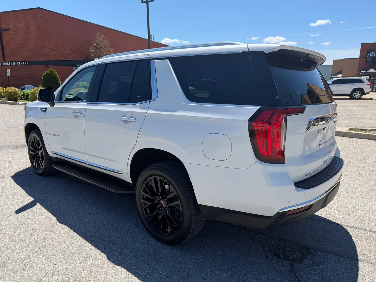 GMC Yukon снимка GMC Yukon
