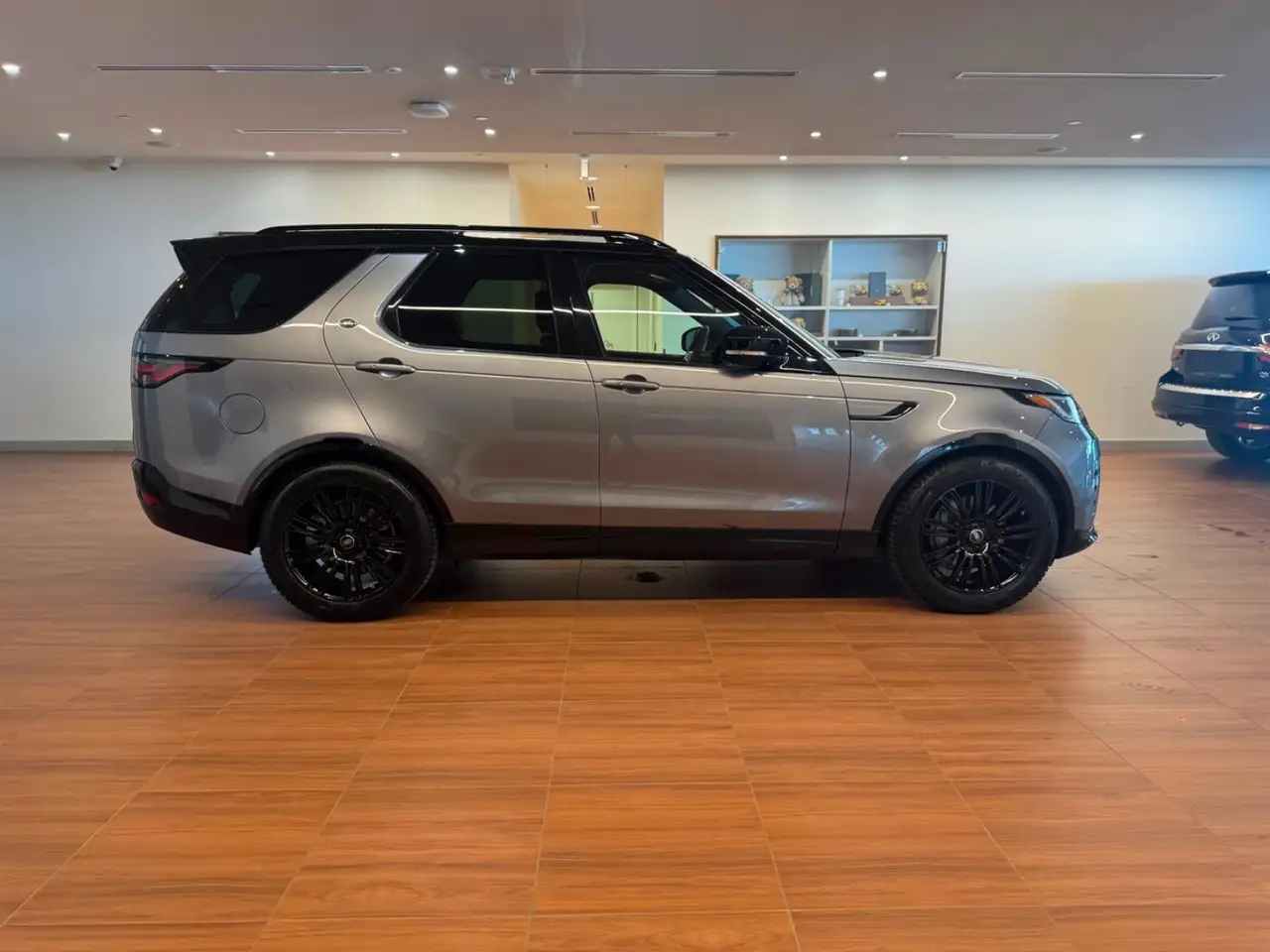 Land Rover Discovery снимка Land Rover Discovery