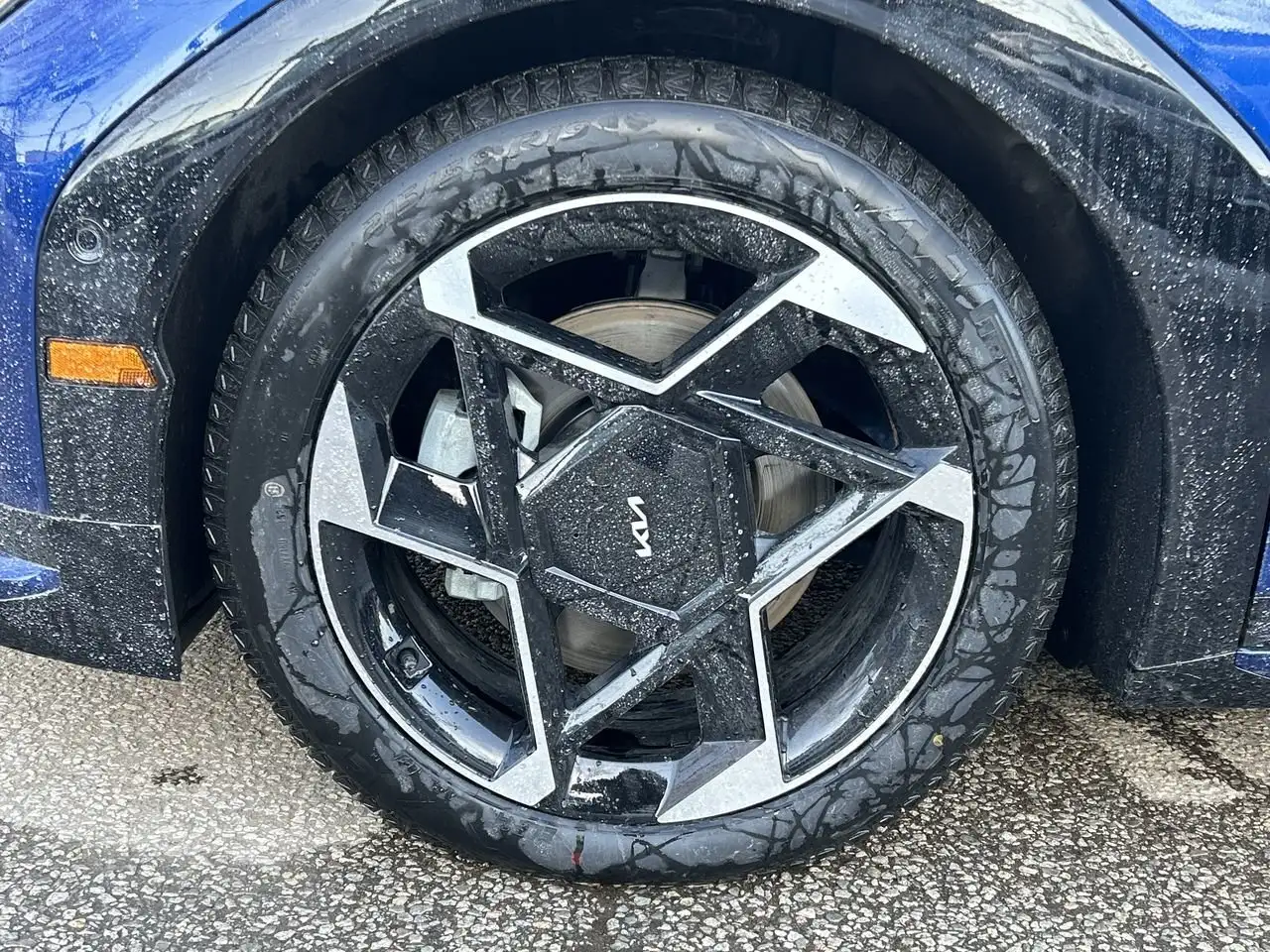 Kia EV4 photo Kia EV4