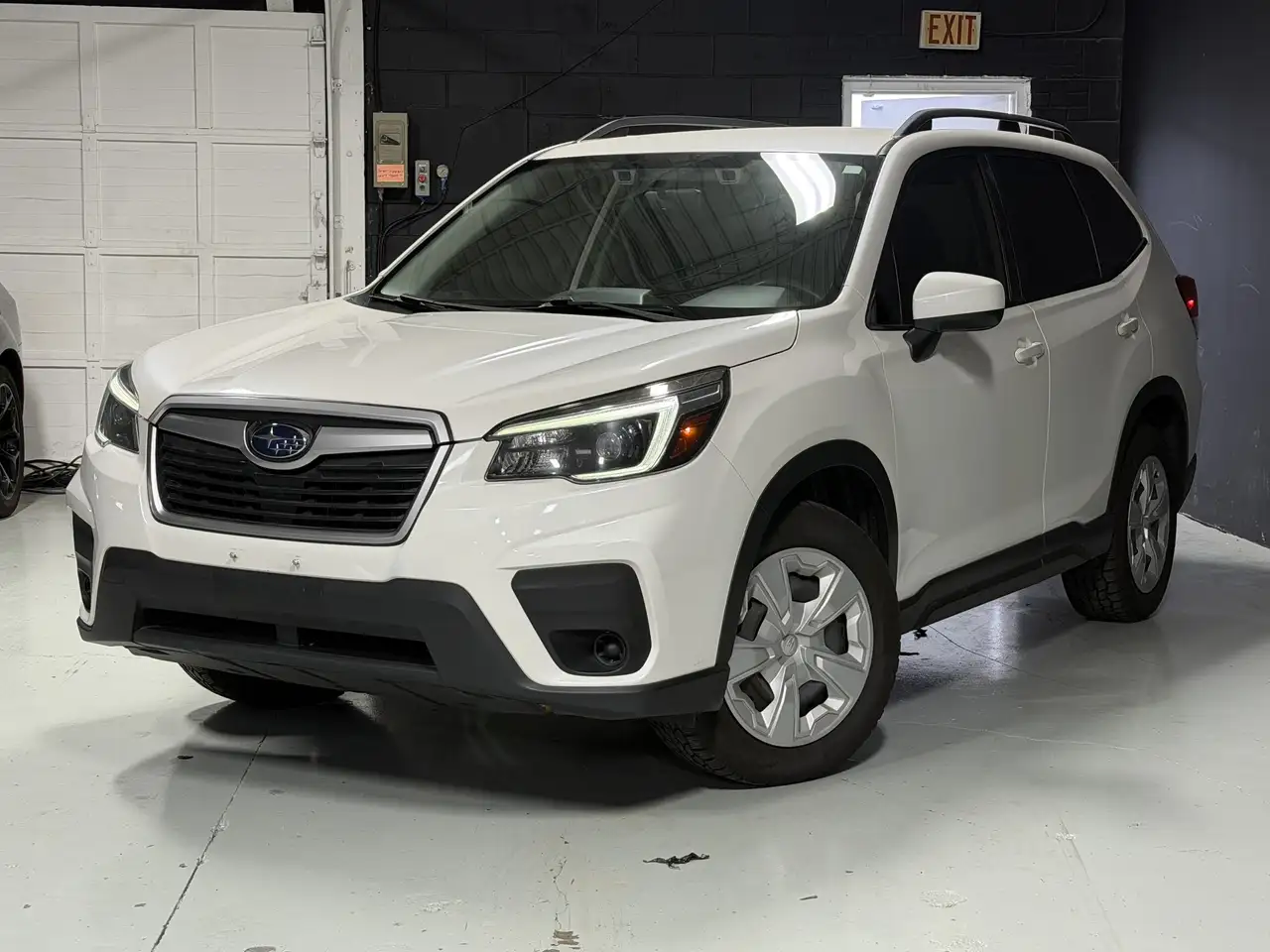 Subaru Forester снимка Subaru Forester