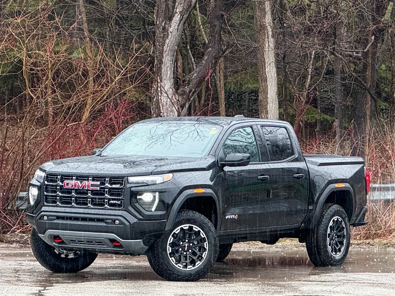 GMC Canyon снимка GMC Canyon