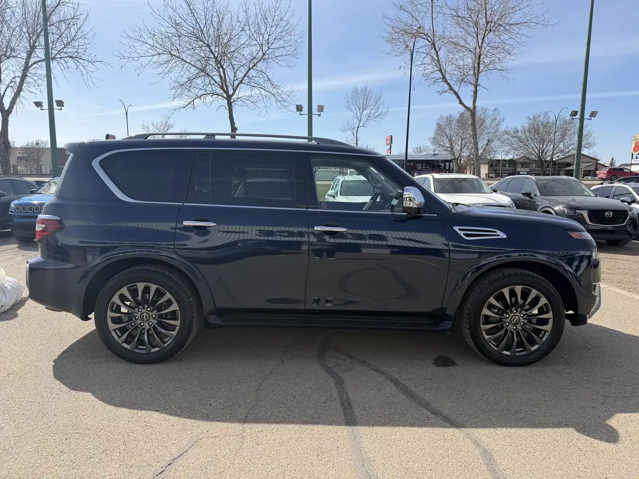 Nissan Armada photo Nissan Armada