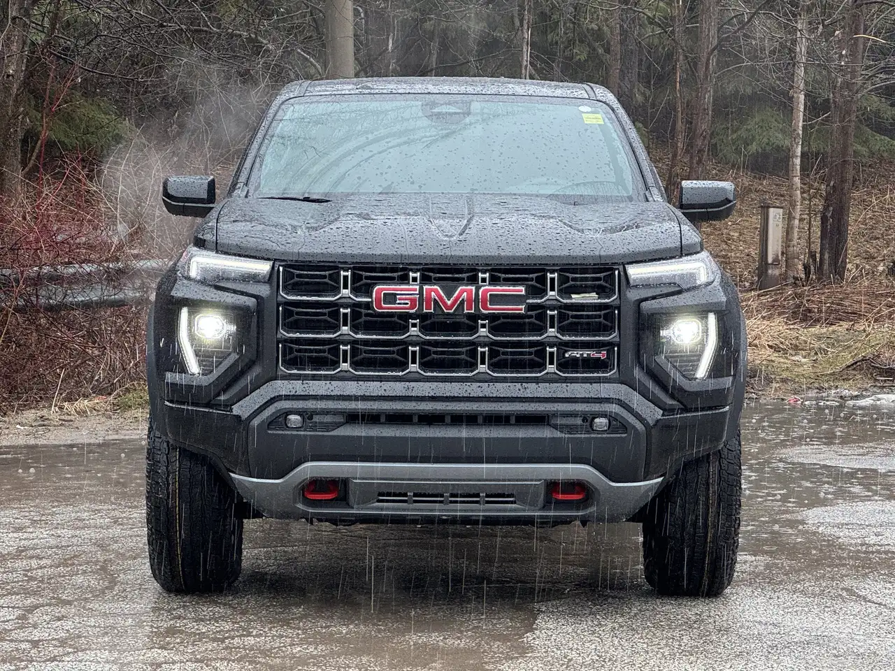 GMC Canyon снимка GMC Canyon