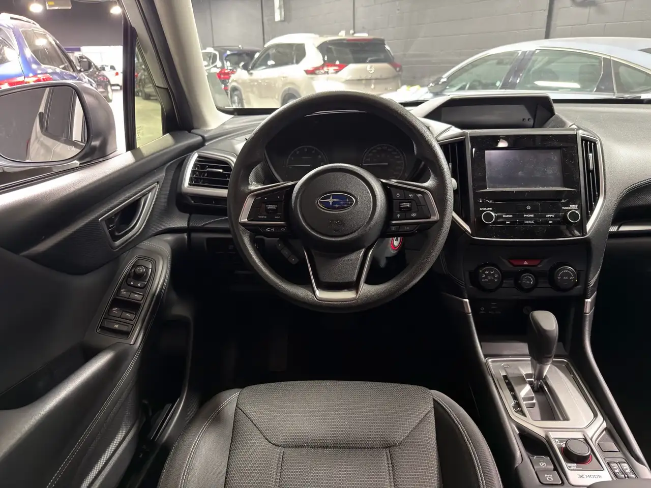 Subaru Forester снимка Subaru Forester