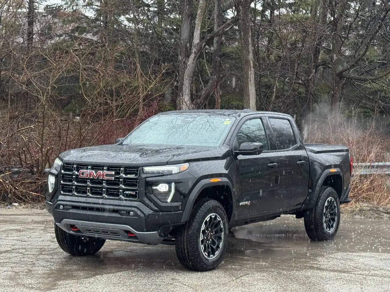 GMC Canyon снимка GMC Canyon