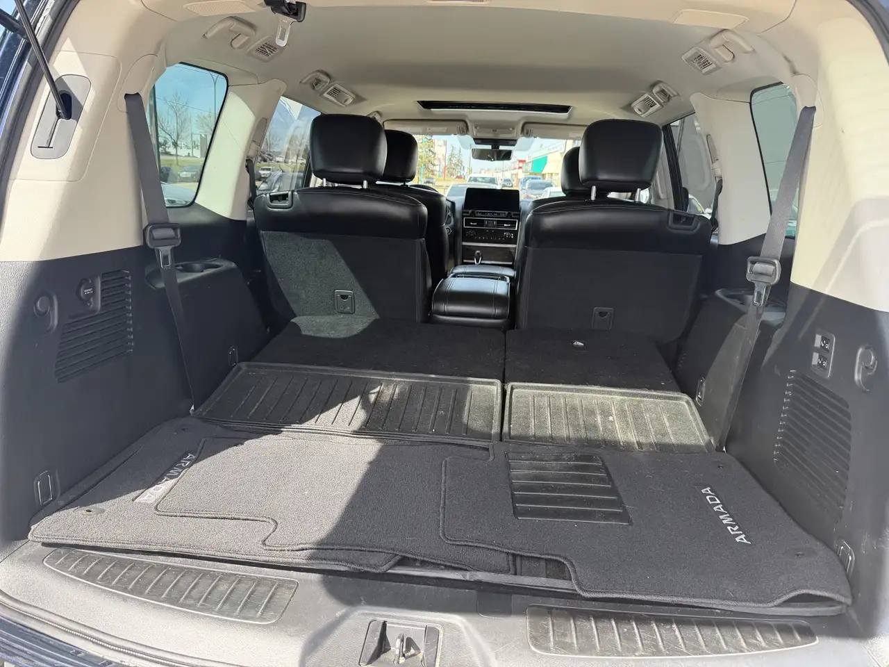 Nissan Armada photo Nissan Armada