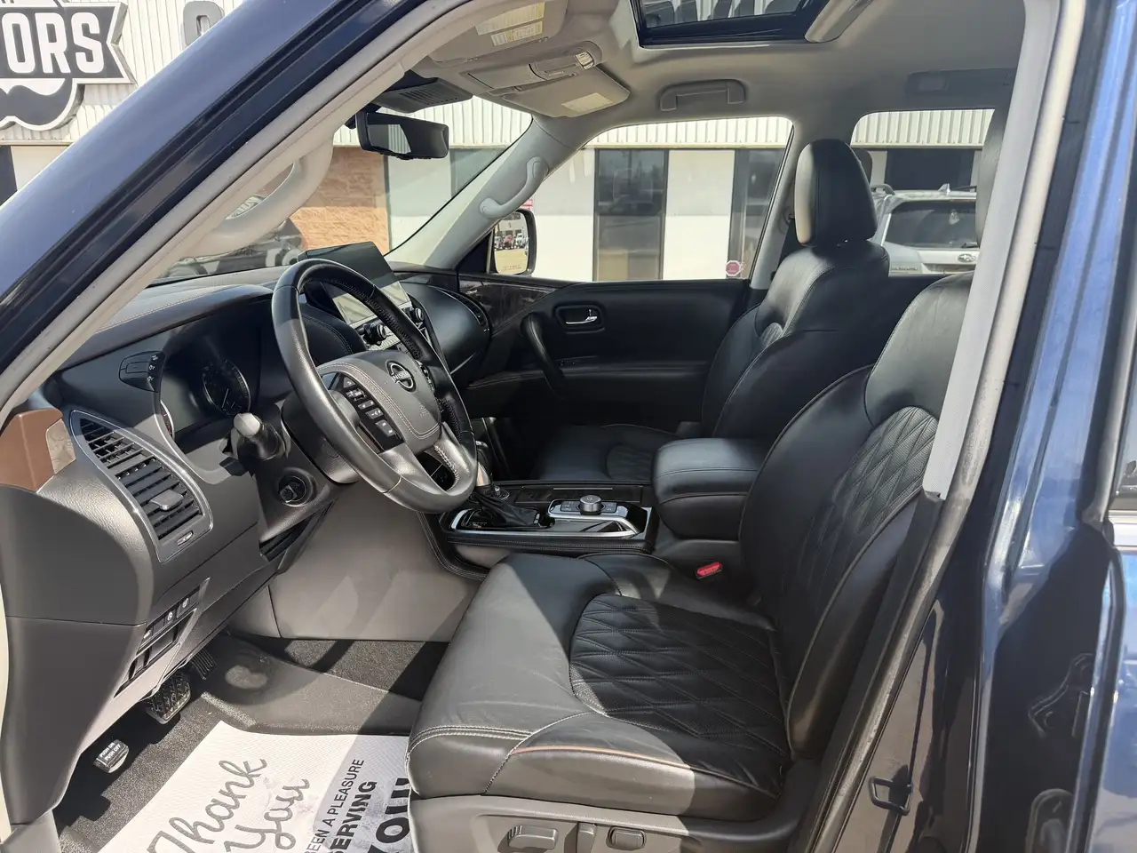 Nissan Armada photo Nissan Armada