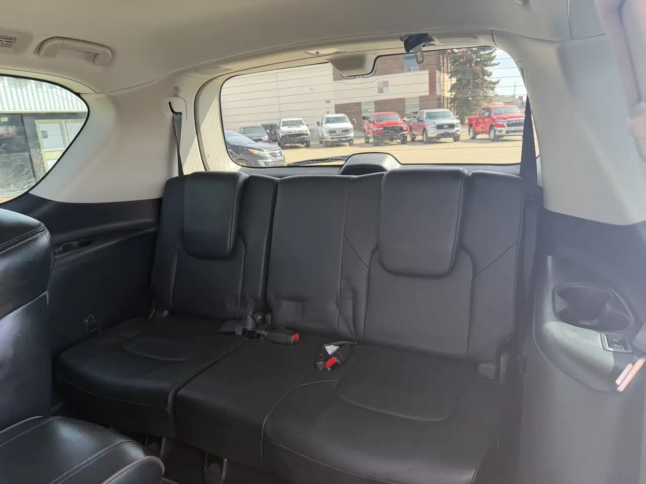 Nissan Armada photo Nissan Armada