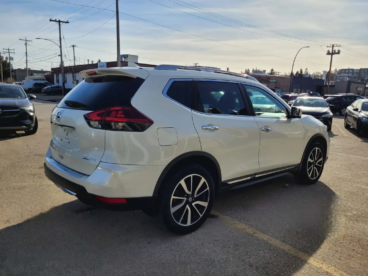 Nissan Rogue снимка Nissan Rogue