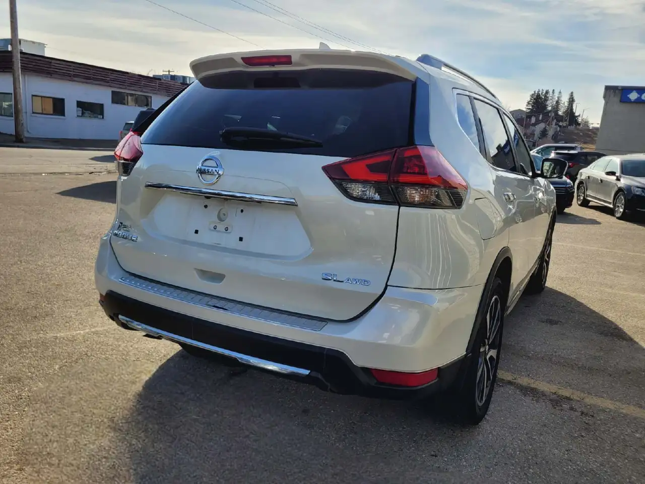 Nissan Rogue снимка Nissan Rogue