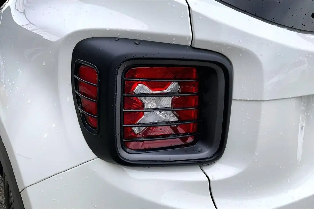 Jeep Renegade снимка Jeep Renegade