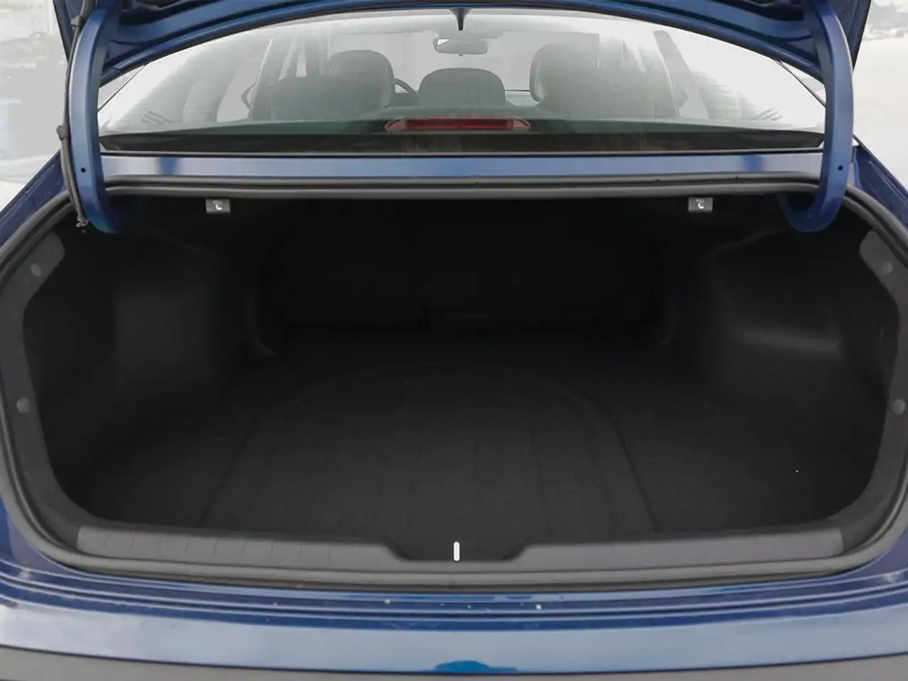 Kia K4 fotografie Kia K4