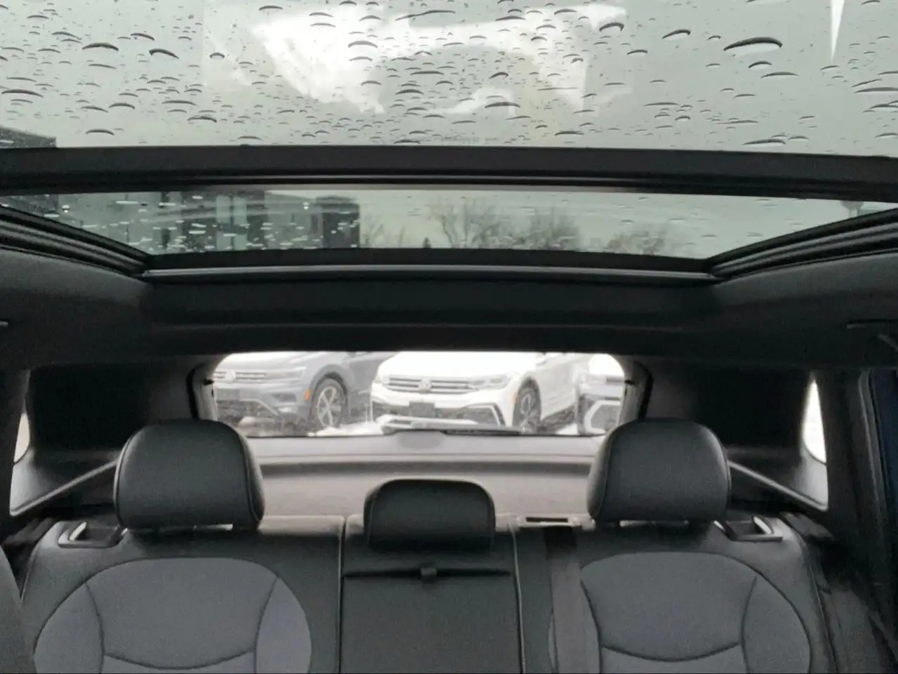 Volkswagen Tiguan снимка Volkswagen Tiguan
