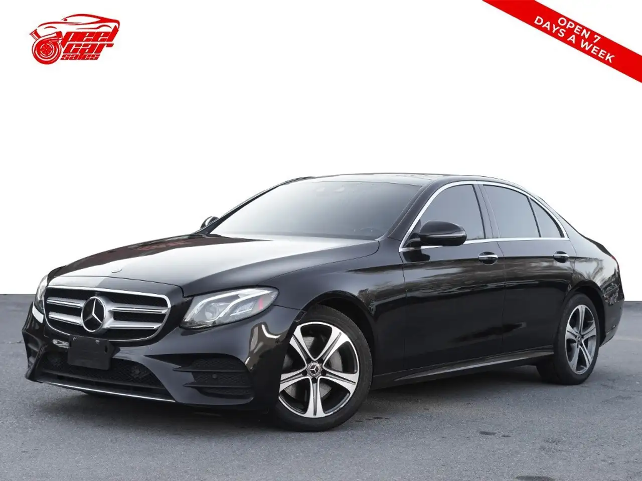 Mercedes-Benz E-Class photo Mercedes-Benz E-Class