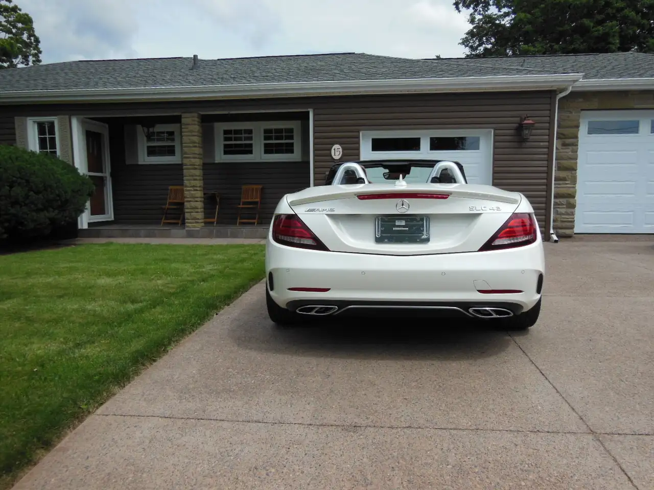 Mercedes-Benz SLC снимка Mercedes-Benz SLC