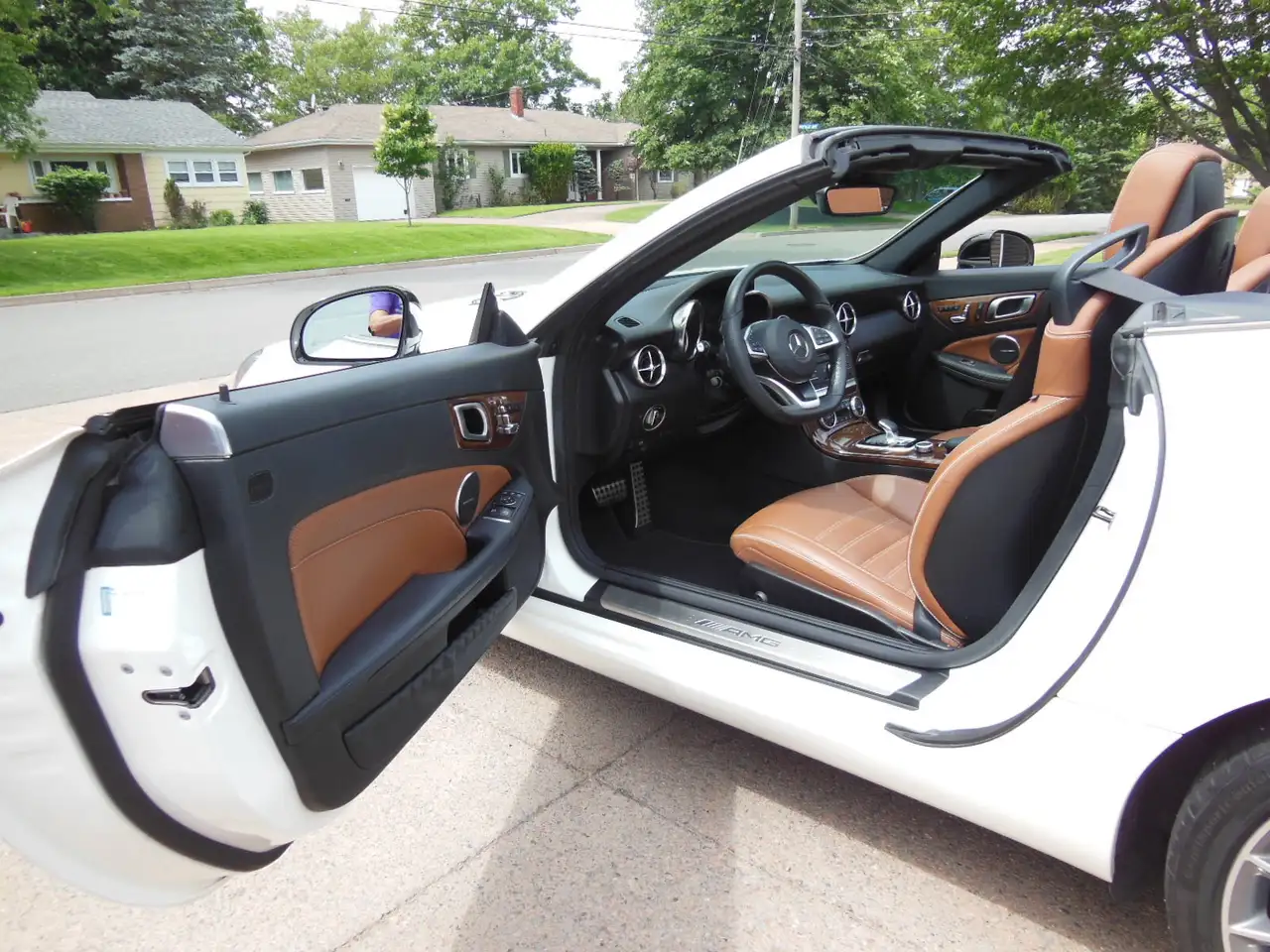 Mercedes-Benz SLC снимка Mercedes-Benz SLC