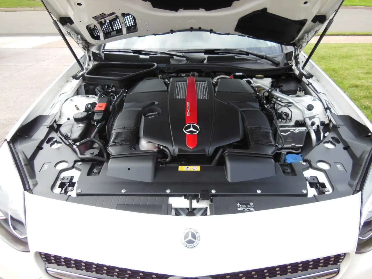 Mercedes-Benz SLC снимка Mercedes-Benz SLC