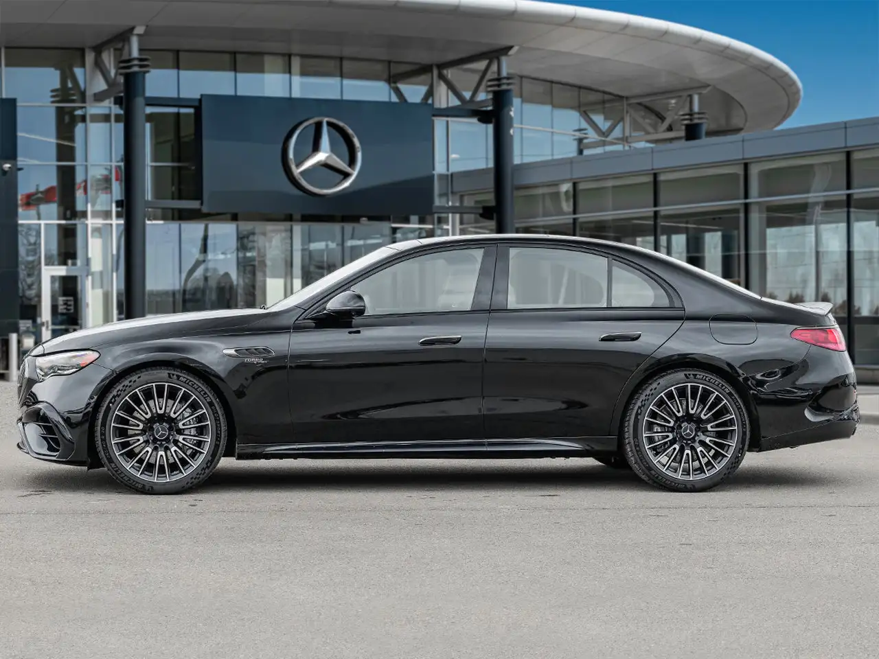 Mercedes-Benz E-Class fotografie Mercedes-Benz E-Class