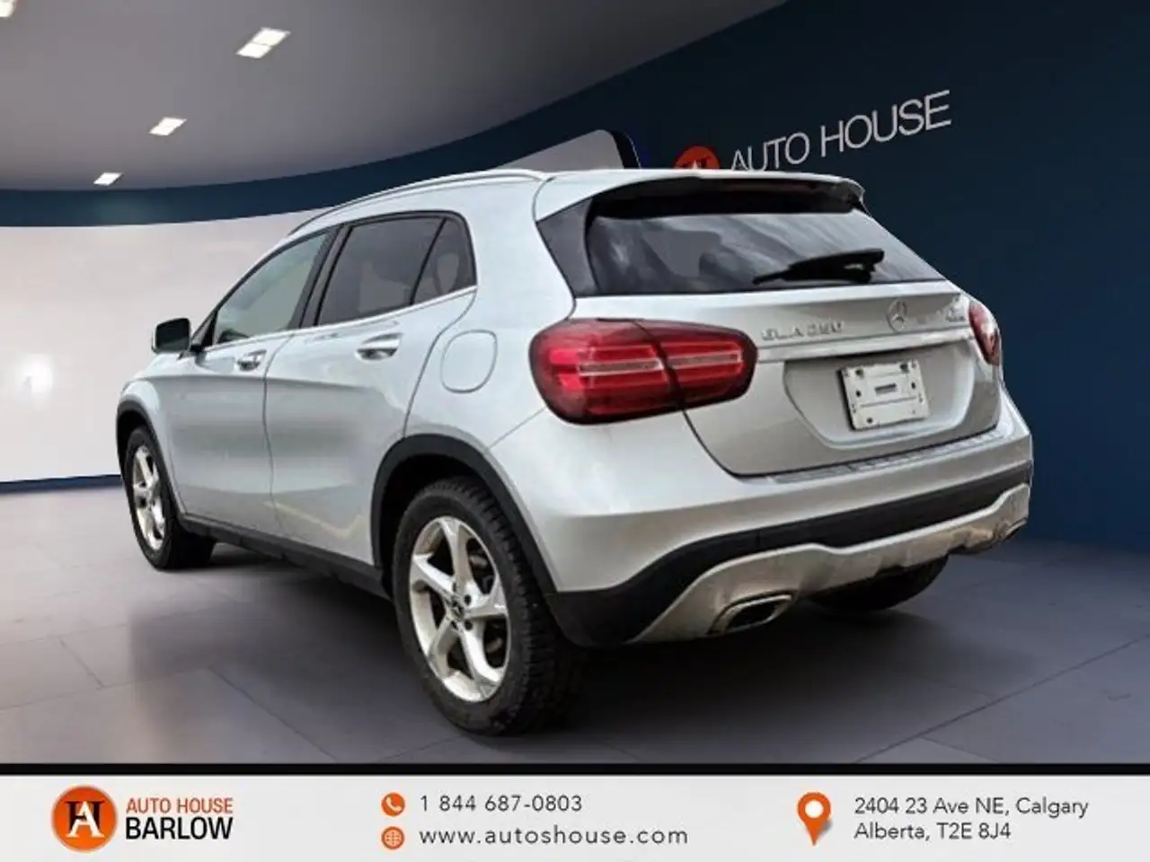Mercedes-Benz GLA снимка Mercedes-Benz GLA