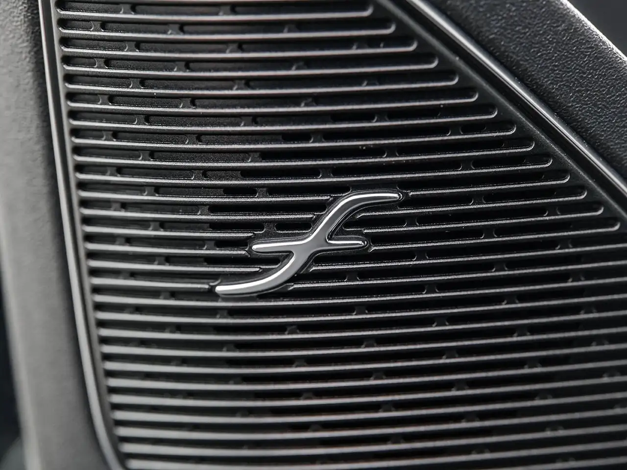 Mercedes-Benz E-Class fotografie Mercedes-Benz E-Class