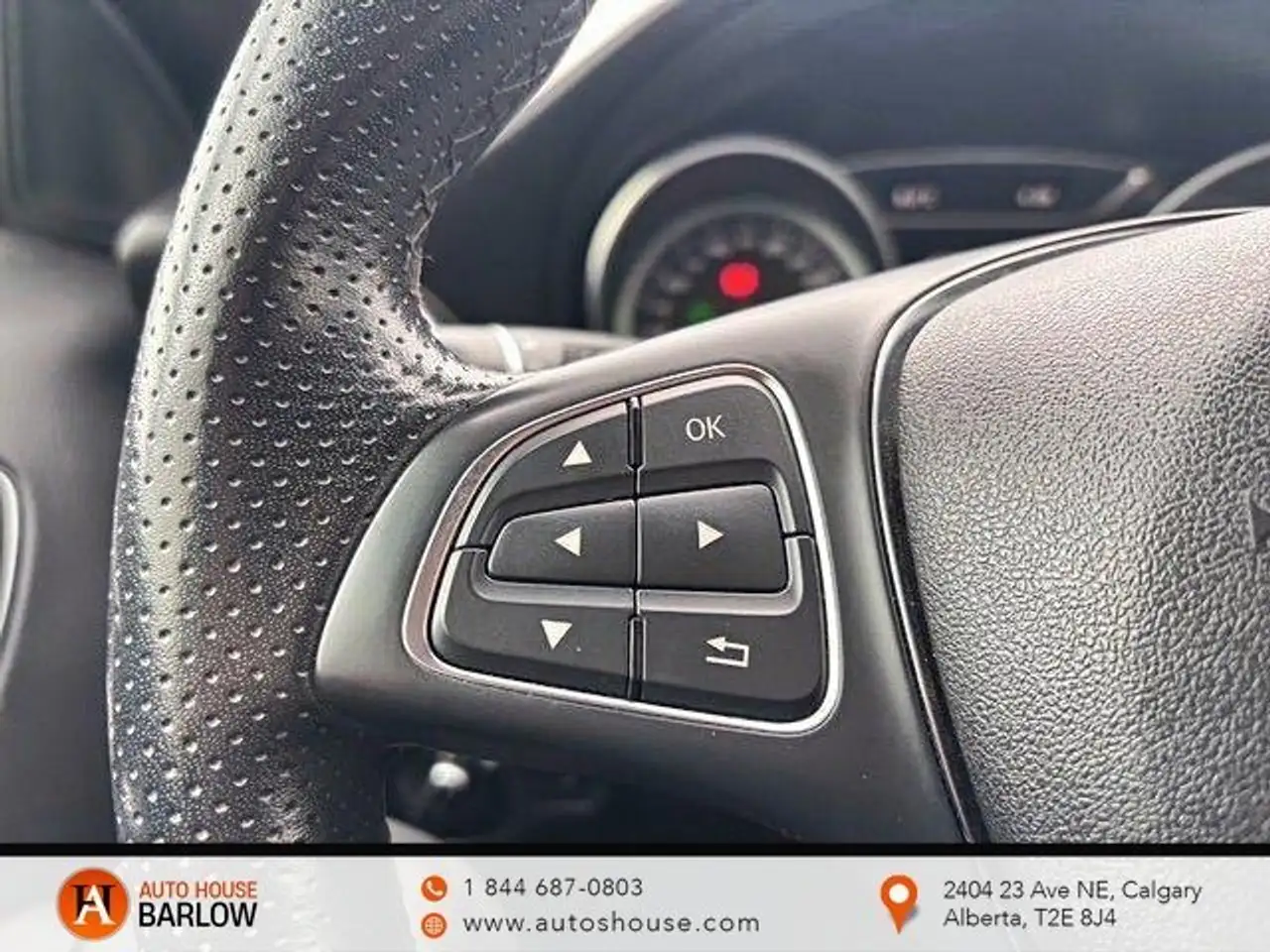 Mercedes-Benz GLA снимка Mercedes-Benz GLA