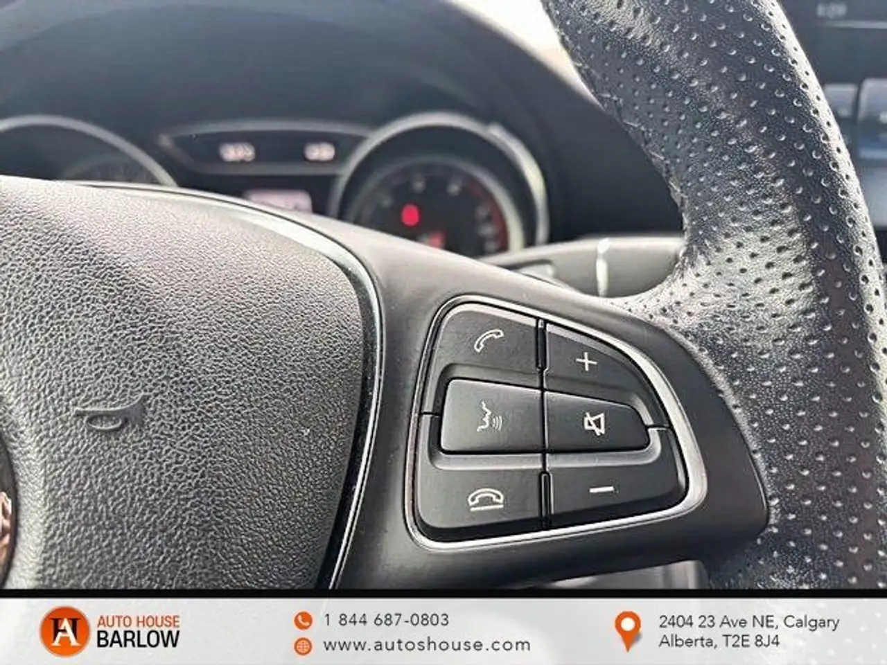 Mercedes-Benz GLA снимка Mercedes-Benz GLA