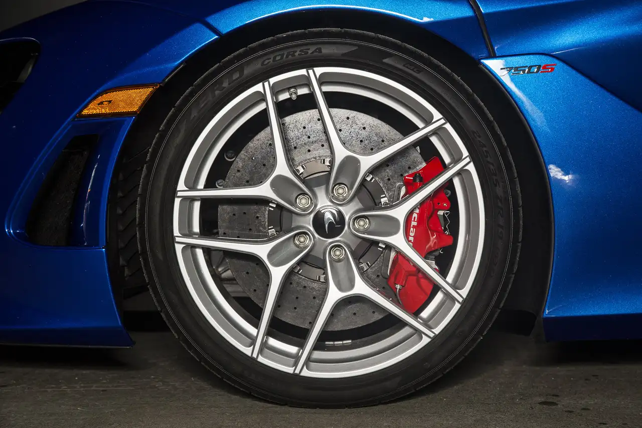 McLaren 750S fotografie McLaren 750S