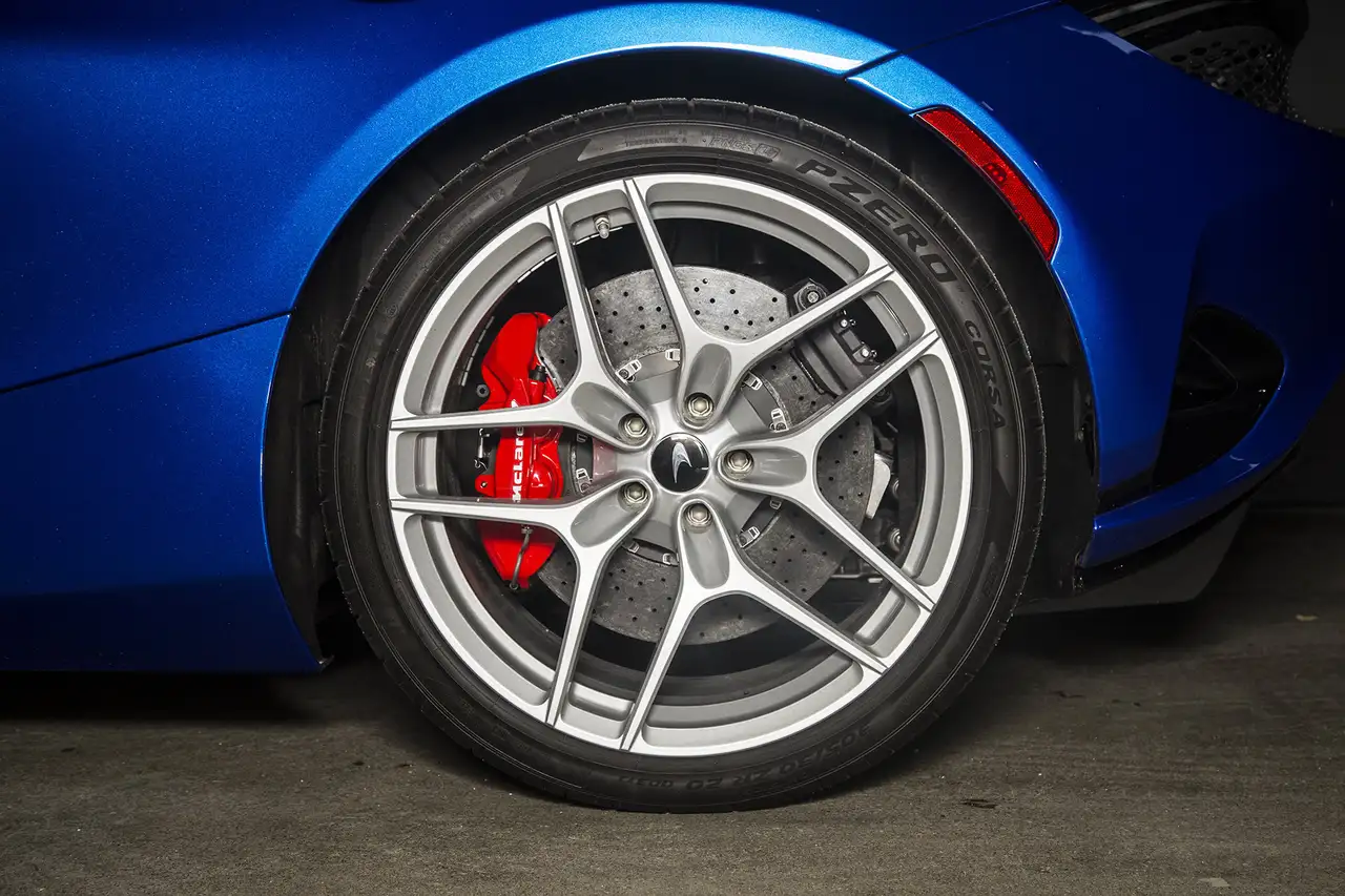 McLaren 750S fotografie McLaren 750S