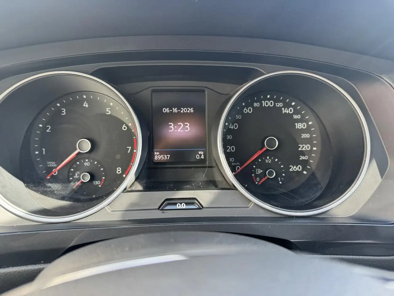 Volkswagen Tiguan снимка Volkswagen Tiguan