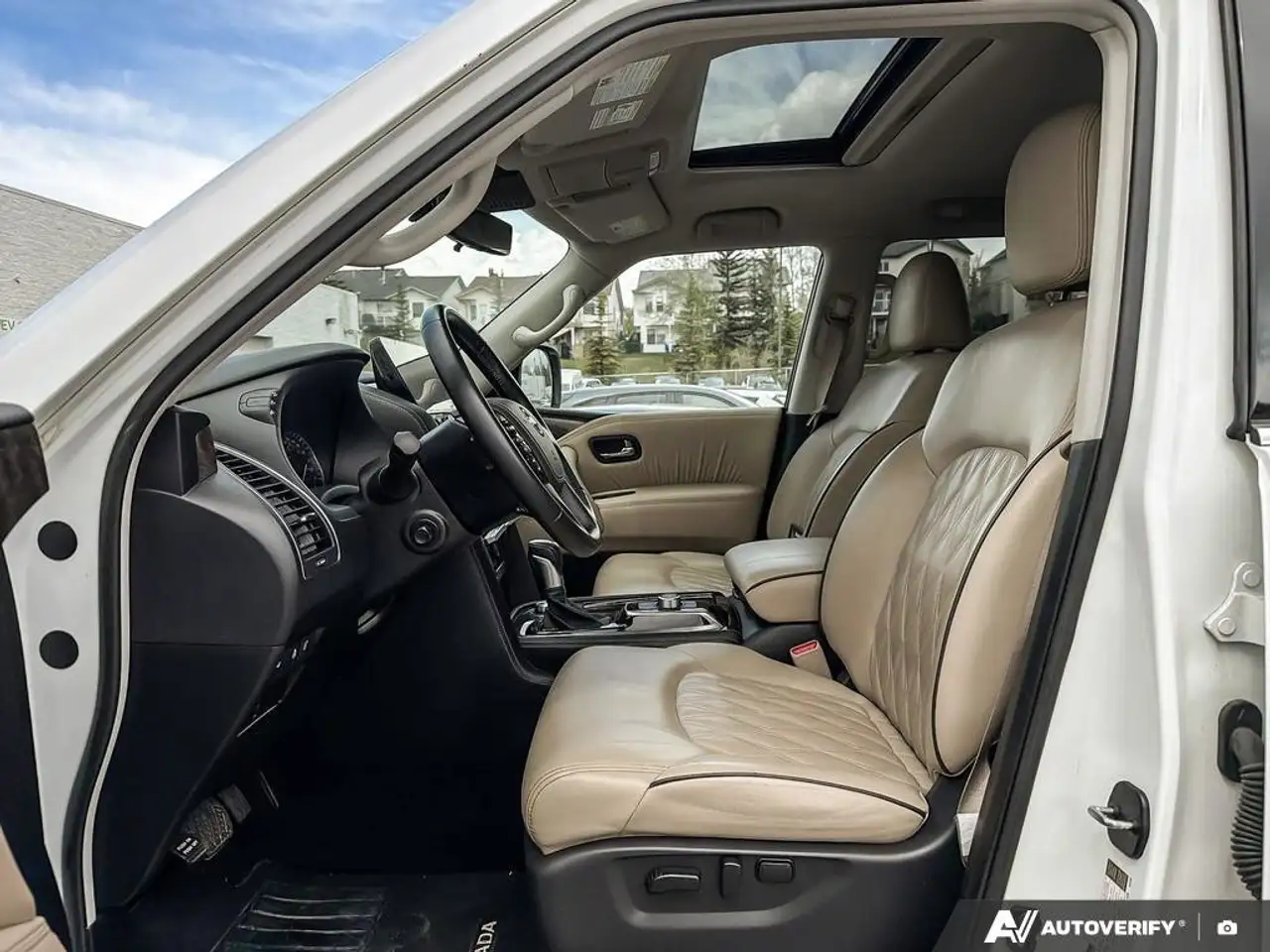 Nissan Armada fotografie Nissan Armada