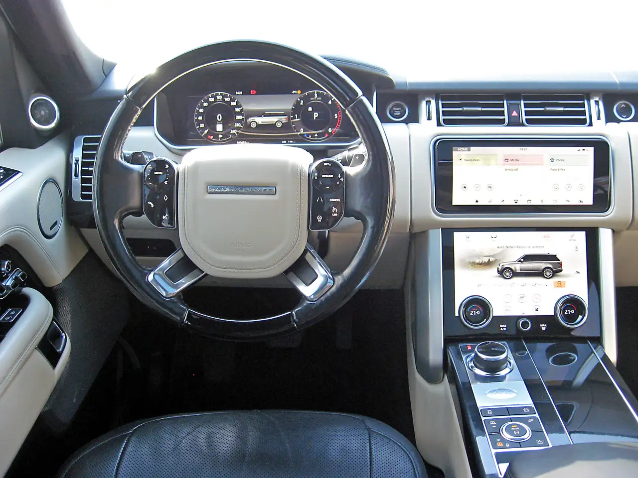 Land Rover Range Rover снимка Land Rover Range Rover
