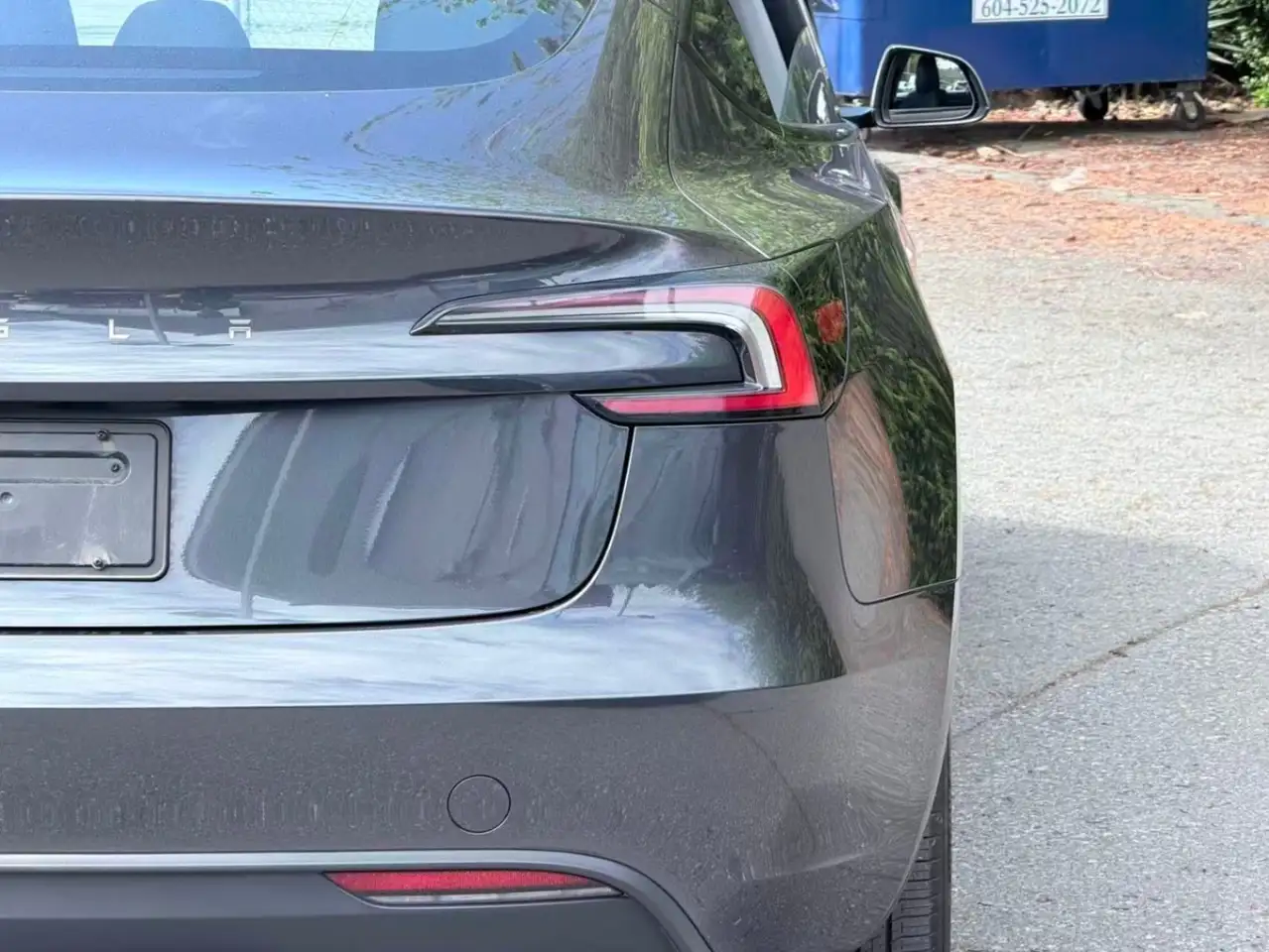Tesla Model 3 снимка Tesla Model 3