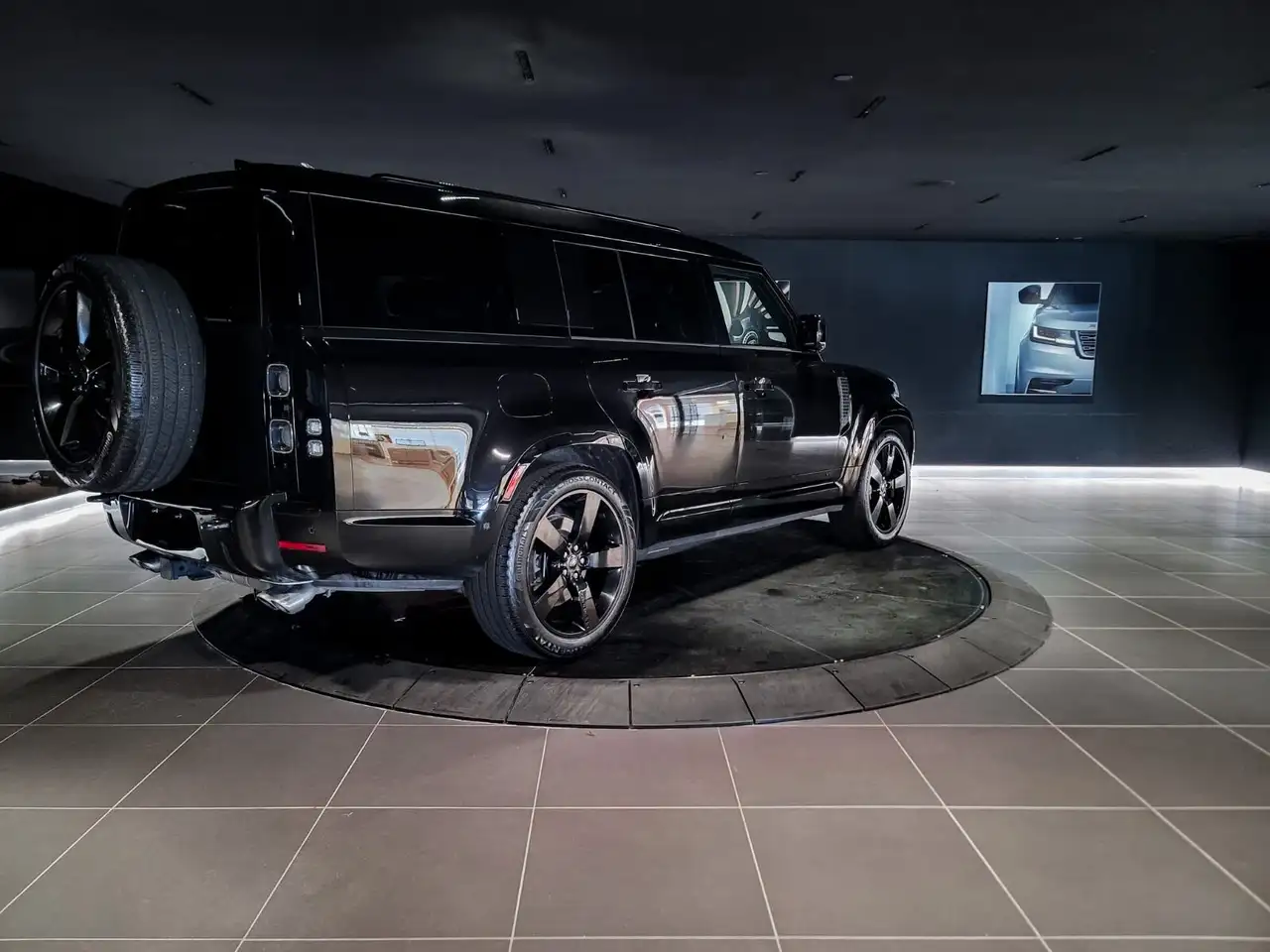 Land Rover Defender photo Land Rover Defender