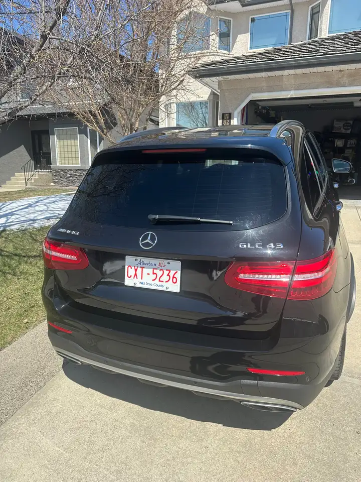Mercedes-Benz GLC снимка Mercedes-Benz GLC