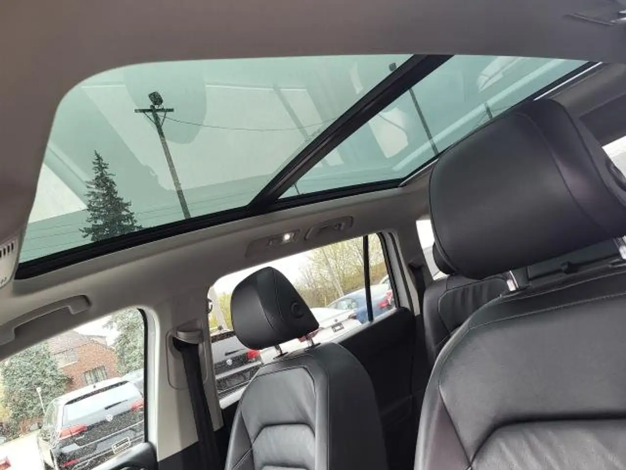 Volkswagen Tiguan снимка Volkswagen Tiguan