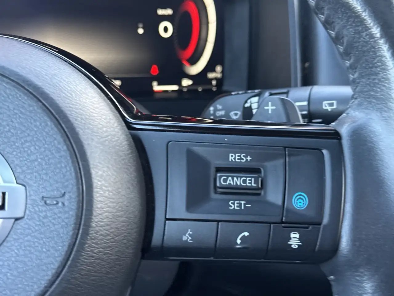 Nissan Rogue photo Nissan Rogue