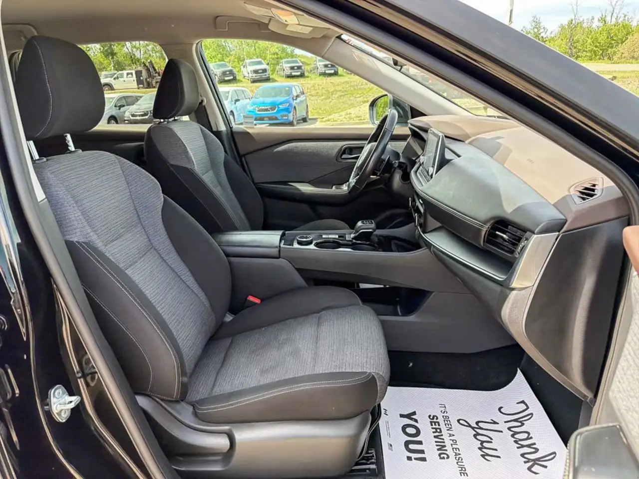 Nissan Rogue photo Nissan Rogue