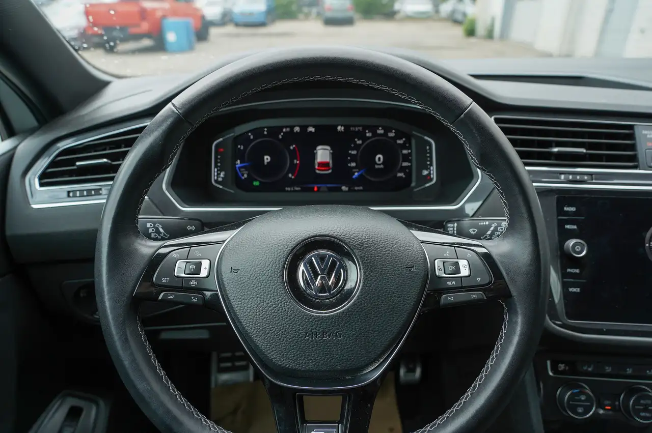 Volkswagen Tiguan photo Volkswagen Tiguan